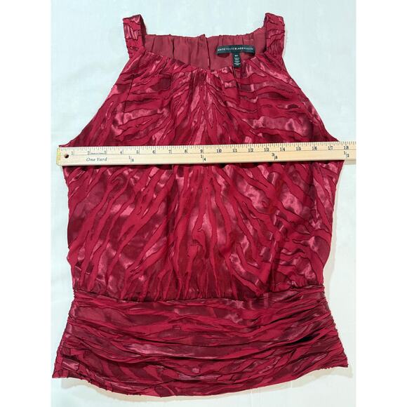 White House Black Market WHBM Red Zebra Burnout Silk Blend Top Size 8P (038) - Picture 7 of 10